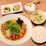 麻辣太春雨・定食(小尾羊 薬膳しゃぶしゃぶ 巣鴨店)
