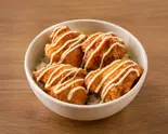 唐揚げ丼マヨあり(日本酒の学校 福岡赤坂本店)