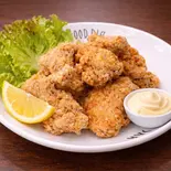 鶏の唐揚げ(4個)（ピザ＆ワッフル バスターズ (PIZZA＆WAFFLE BUSTERS)）