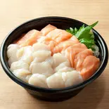 でか盛りサーモン・ほたて丼（【元祖】でか盛り海鮮問屋 すすきの店）