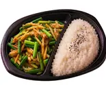 シャキシャキ食感!ニンニクの芽と豚肉炒め弁当(スマート中華 東池袋店)