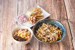 濃厚煮干しまぜそば＆綴丼セット（麺屋綴が作る究極のまぜそば）