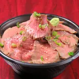 黒毛和牛のローストビーフ丼(こなもん 立川店)