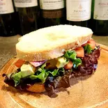 自家製パンのサンドイッチ（ビストロパニエ）