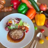 ハンバーグセット(ライス＆サラダ＆ドリンク付)Hamburg Steak Rice and Salad and drink set（ハンバーガー・サンドイッチ ハーバーカフェ オールデイダイニング HARBOR CAFE ALL DAY DINING）