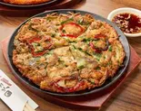 海鮮チヂミ（韓国料理 ホンデポチャ 武蔵小杉店）