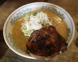 チャーシュー入り味噌らーめん(味噌らーめんと中華てつまる)