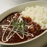 じっくり煮込んだビーフハヤシライス（おきらく食堂 西横浜店）