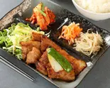 豚カルビ弁当（炭火焼肉兄弟カルビ・東城商店）