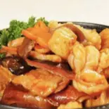 イカと野菜の香港風炒め(八珍鱿鱼)(中華市場 悟空)