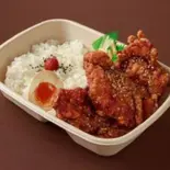 蔵之介の特製やみつき甘ダレのでっから弁当（五穀みそらーめん 味噌屋 蔵之介 八王子みなみ野店）