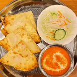 カレーチーズナンセット Curry cheese nan set（MILAN CAFE＆RESTAURANT）