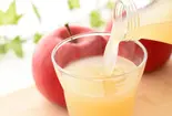 100%りんごジュース / 100% Apple Juice(CHILLAXY CAFE)