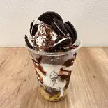 めっちゃオレオパフェ（アイスるんです摂津本山店）