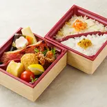 魚の西京焼きと卯の花コロッケの二段弁当（梅の花 銀座並木通店）