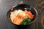 定番ビビンパ（炭火焼ホルモン焼肉専門店 ホルモン二郎）