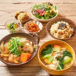 Lサイズ 日替わり玄米定食(玄米カフェ実身美大手町店)