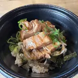 豚角煮丼(名もなき店)