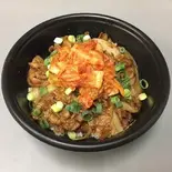 ぶた生姜焼丼 ご飯大盛 、具材も大盛さらにキムチのせ(ご飯大盛無料!具材も大盛!大盛どんぶり 丼次郎)