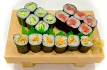 人気巻物3本（熟成すし前田）