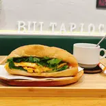 卵-ベトナムパテバインミーとホットミルクコーヒーセット(bui tapioca warabi)