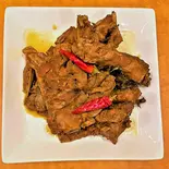酱大骨（楊銘宇 黄燜鶏米飯 御徒町店）