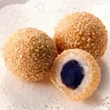 やわらかごま団子(2個)（【大阪名物 揚げたこ焼き・イカ焼き】粉もん屋 清水店）