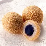 やわらかごま団子(2個)（【関西風＆広島風お好み焼き・鉄板焼き】桜家 清水店）