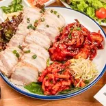イイダコボッサム(新大久保韓国横丁 マポ豚足)