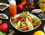バーベキューチキンサラダ Barbecue Chicken Salad（Agra Asian Dining ＆ Bar）