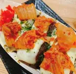 キムチチーズたこ焼き【キムチ・マヨ】（【大阪名物 揚げたこ焼き・イカ焼き】粉もん屋 清水店）