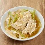 湯葉とセロリの中華風おひたし（ラッキーティーパーラー）