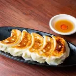 焼きギョーザ（中国飯店 福龍門）