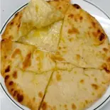 チーズナン Cheese Naan（南インド料理 マハラニ）