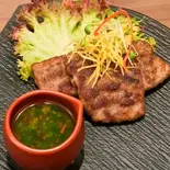 Chorizos a la Parrilla/焼きスパイシー豚ソーセージ（Lima Grill ペルー料理）