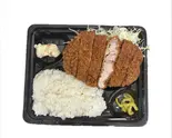 特大ロースかつ弁当(リブロースかつ200g、キャベツ、ポテトサラダ、漬物、ご飯)（Romancingとんかつキッチンたぐ）