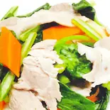 豚肉と旬の野菜炒め/Shr Fried sliced pork with vegetables(中華料理 龍門)