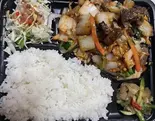 キムチホルモン野菜炒め弁当（紹興飯店）