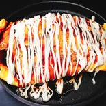 とん平焼き（お好み焼き 鉄板焼 満まん）