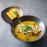 カレー麺+揚げ春巻きセット Curry noodles（カレー麺 実之和 伊勢佐木町店）