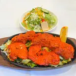 チキンティッカ 4P(ミニサラダ付き) Chicken Tikka 4p（シバサクティー 西船橋店）