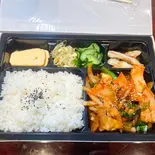 豚キムチ弁当 Pork Kimchi Bento Box（韓ビビンバ石焼家）
