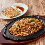 焼きそば＆餃子（焼そばの想夫恋 渡辺通店）