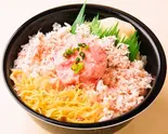 カニフレークねぎとろ丼(121)（魚丼 中村橋駅北口店）