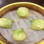 翡翠蒸餃子(鶏白湯ラーメン らくらく亭)