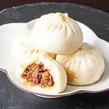郭さんの豚包子(4個入り)Chinese steamed bun (pork)(ホルモン焼きそば おとうちゃん 黄金町店)