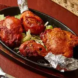 タンドリーチキン(4ps) Tandoori Chicken (4 Pieces)（クイーンガーデン）