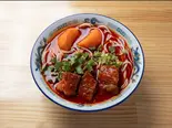 牛バラ煮込みスープ米粉麺/红烧牛腩粉（桂林米粉麺 米道）