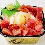 まぐろユッケ丼（丼丸 西早稲田店）