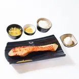 鮭西京漬け定食（よもきち商店）
